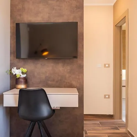 Awesome In With Kitchen Holiday home Porec